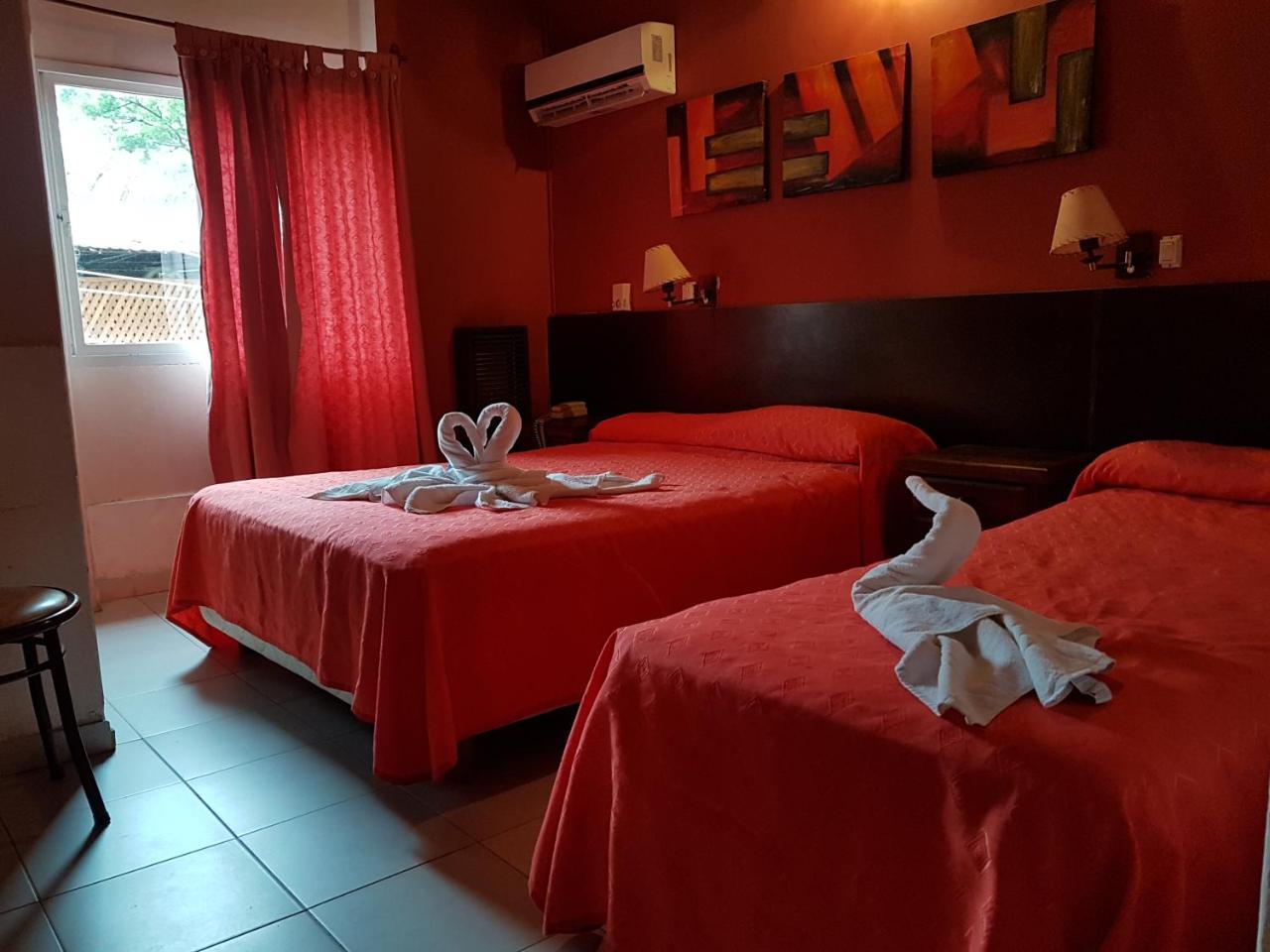 Apart Hotel Piscu Yaco Merlo Kültér fotó